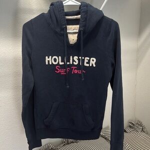 Hollister Women's Navy and Pink Hoodie Sweater
